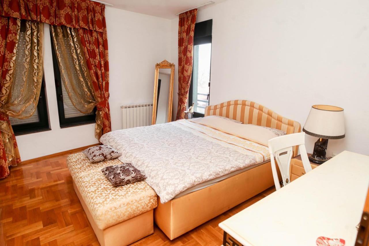 Ugodan I Luksuzan Apartman 바냐루카 외부 사진